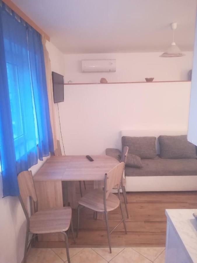 Apartmani Maruncic Омиш Экстерьер фото