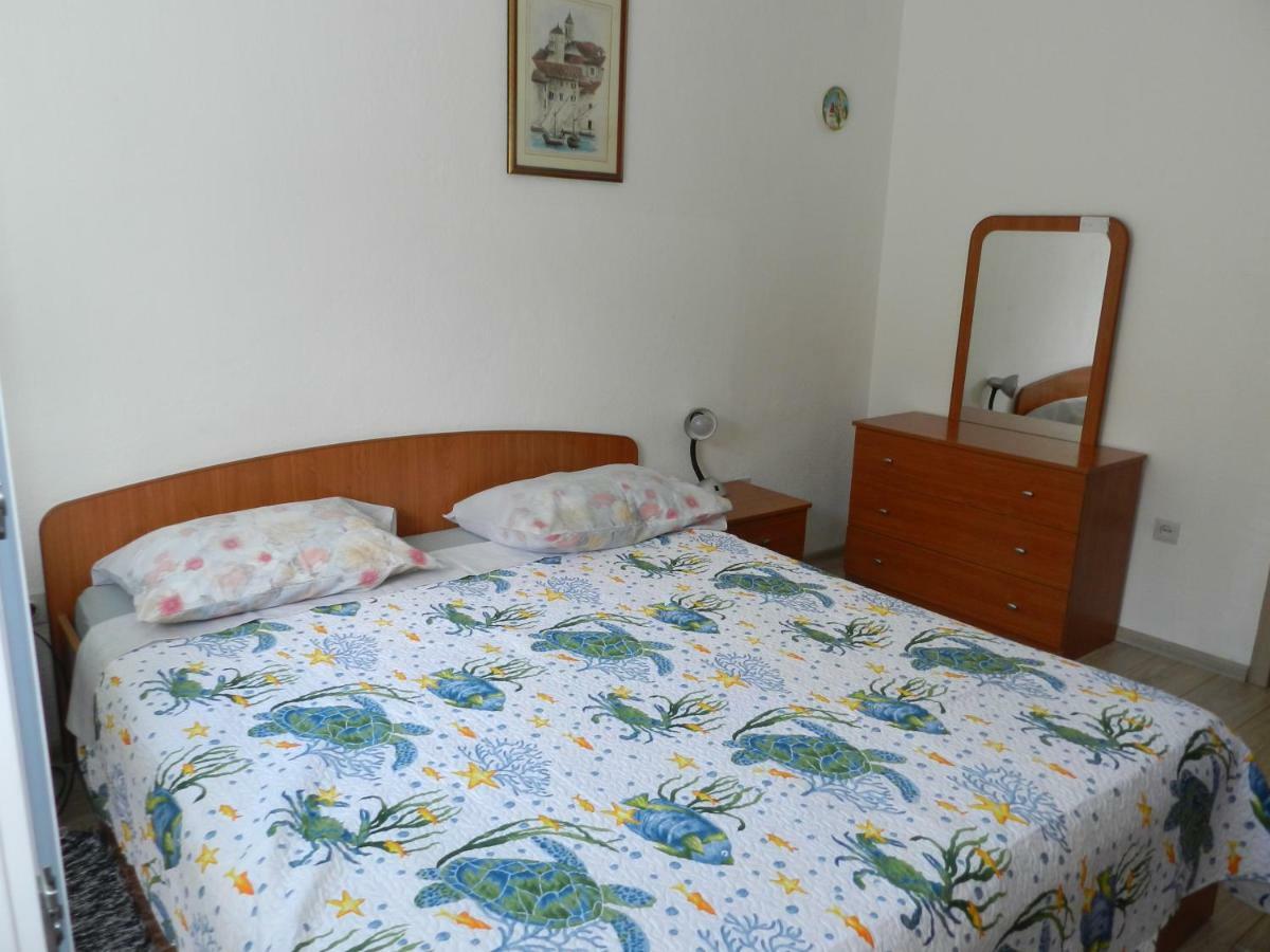 Apartmani Maruncic Омиш Экстерьер фото